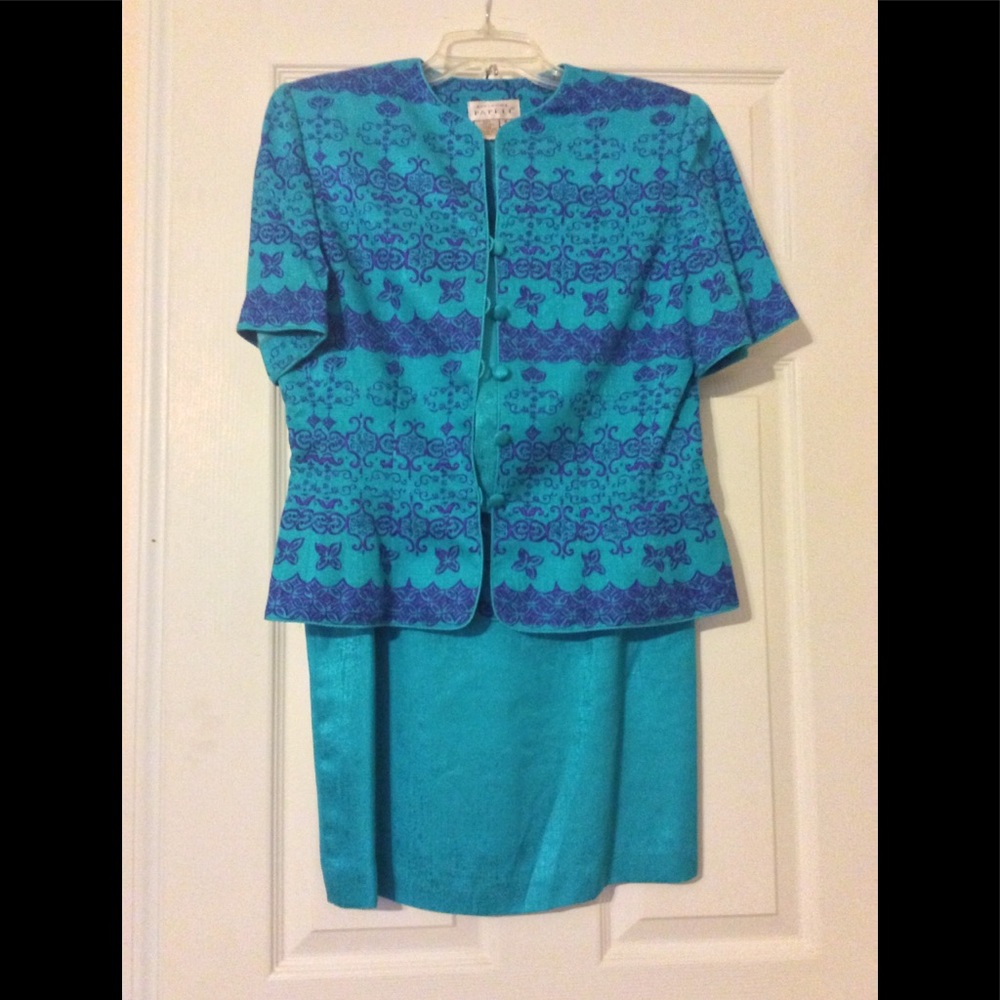 Adrianna Papell silk suit.
